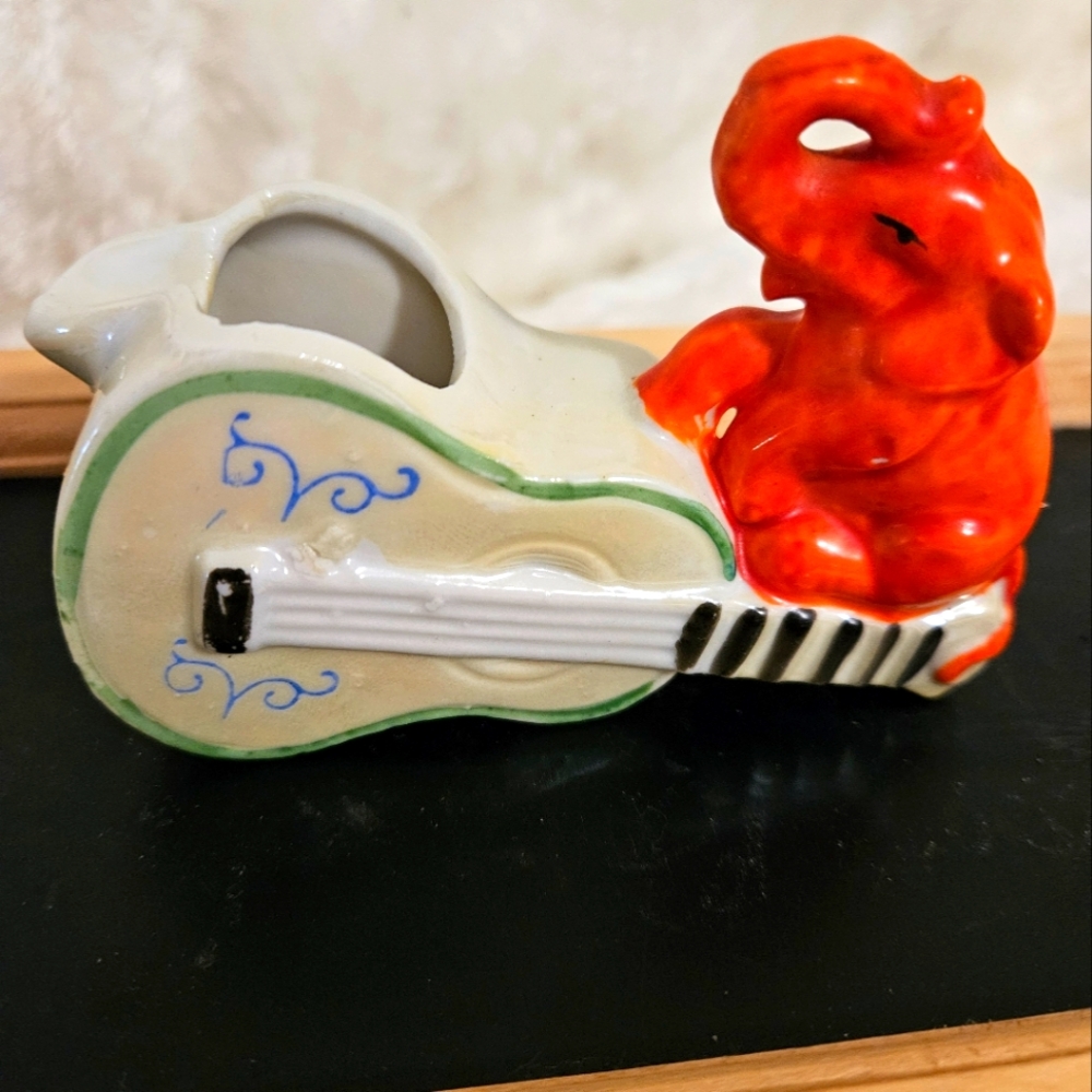 Elephant vintage ashtray